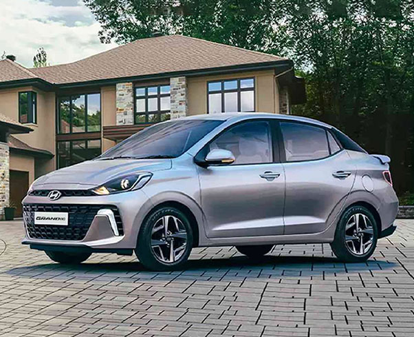 Vista De Lado Hyundia Grand i10 Color Gris